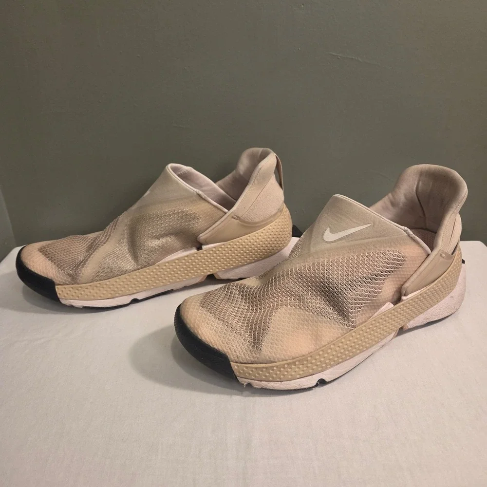 Nike Women's Go FlyEase Easy On/Off Sneakers, Size 8.5,‎ Light Tan Cream